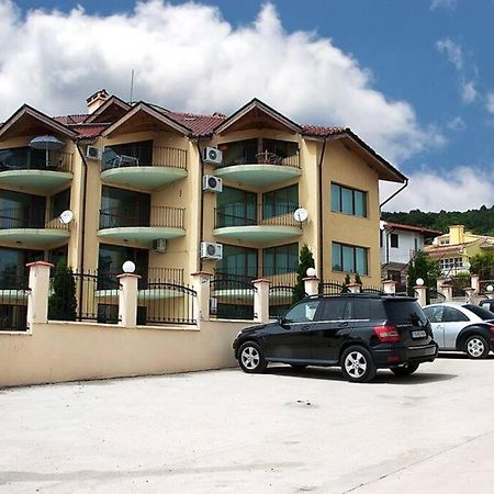 Luxury Seaview 2-Bedroom Apartments Blue Elephant Balchik Exterior foto