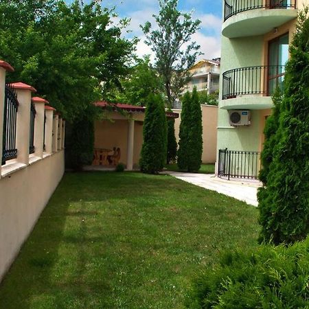 Luxury Seaview 2-Bedroom Apartments Blue Elephant Balchik Exterior foto