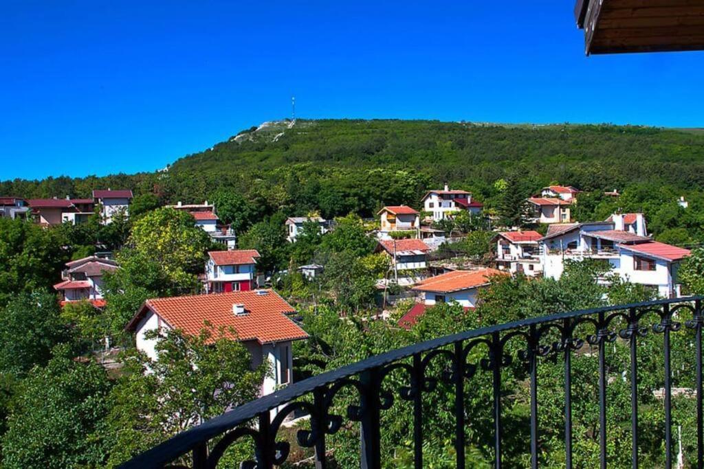 Luxury Seaview 2-Bedroom Apartments Blue Elephant Balchik Exterior foto