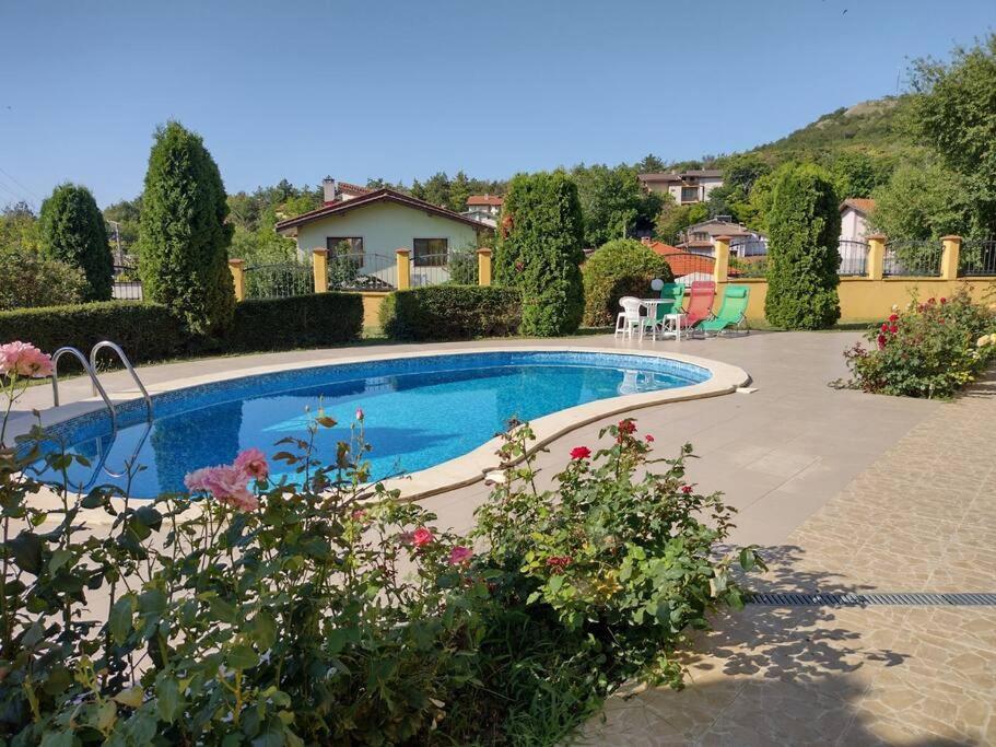 Luxury Seaview 2-Bedroom Apartments Blue Elephant Balchik Exterior foto