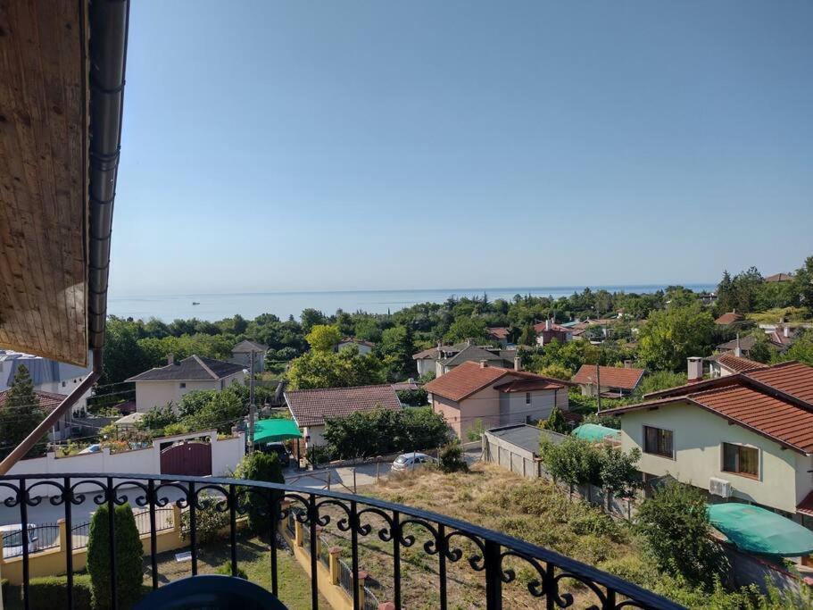 Luxury Seaview 2-Bedroom Apartments Blue Elephant Balchik Exterior foto
